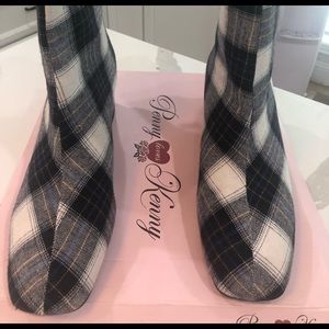 Penny Loves Kenny Plaid Fabric Boots with Zip Up Back Women’s Sz 13W